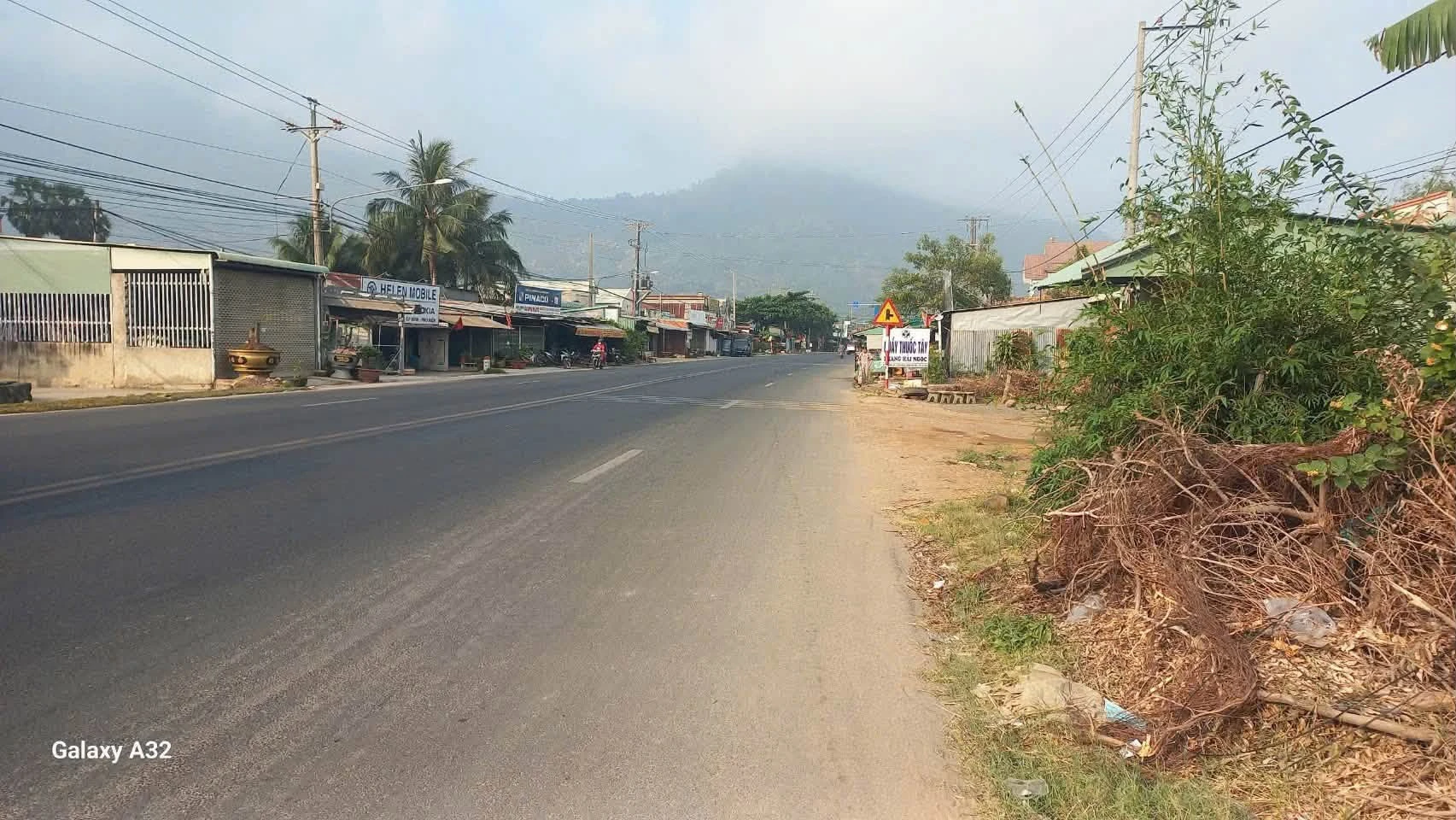 Bán đất mặt tiền Quốc lộ 785 đoạn Cây Đon, 6x38m thổ cư, Bình Minh, Tây Ninh - Ảnh 1
