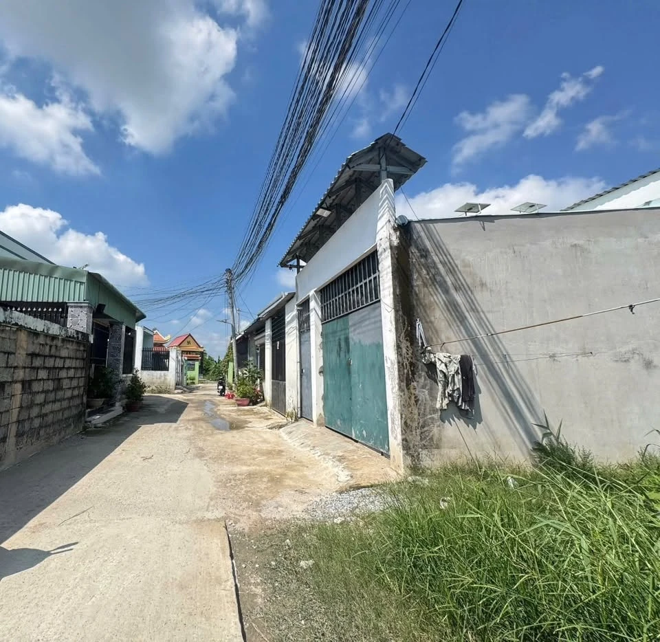 Bán đất Đức Hòa Đông 110m², 900 triệu - Ảnh 1