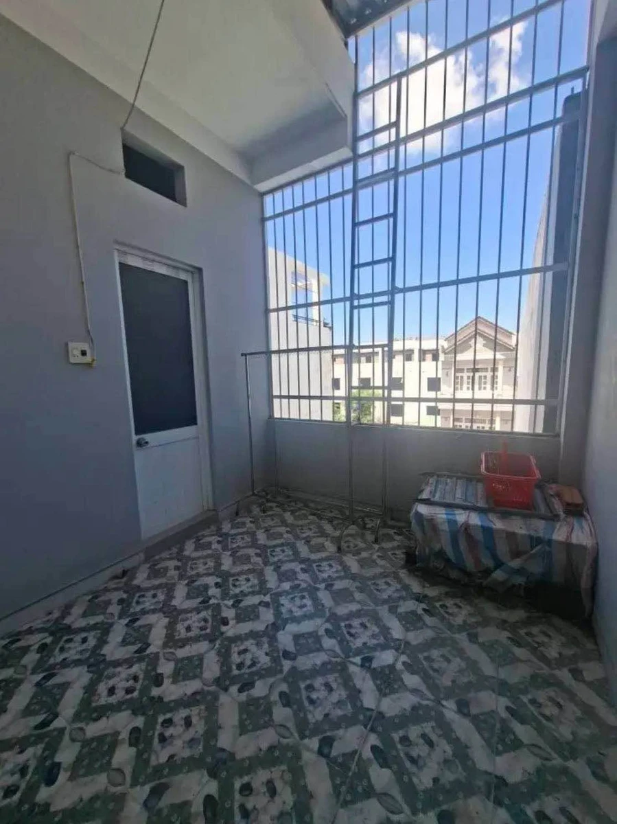 Bán nhà mặt tiền 4 tầng 40m2, Quy Nhơn, 3 phòng ngủ, 3 WC - Ảnh thu nhỏ 5