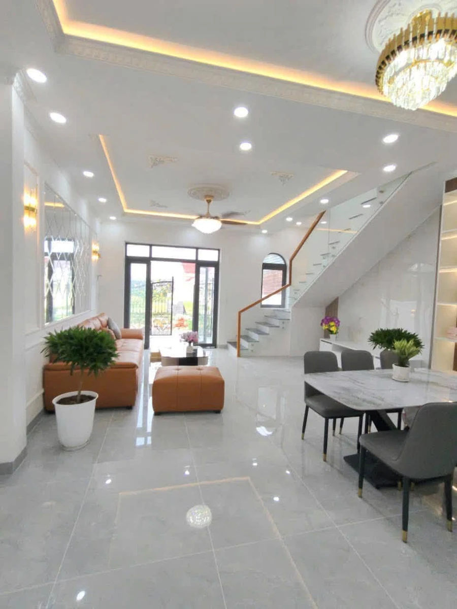 Bán nhà Diên Điền 130m² full nội thất 3PN 2WC 2 tỷ 670 - Ảnh thu nhỏ 4