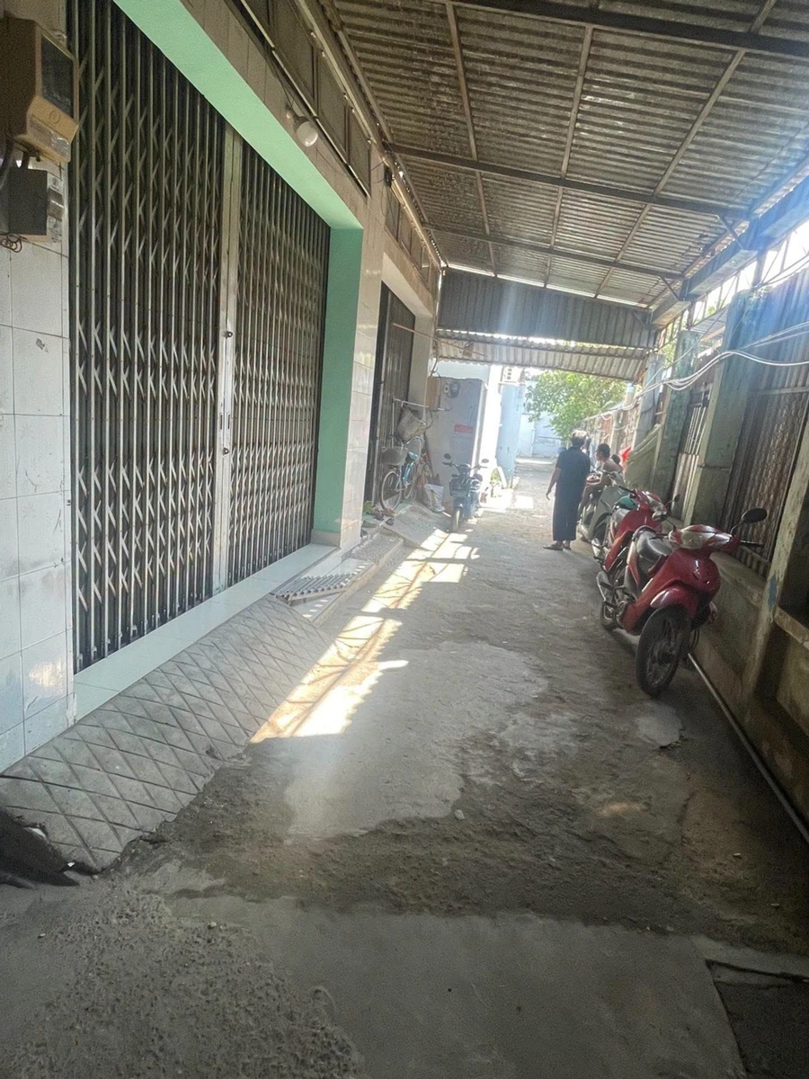 Bán nhà 247m2 có 2 căn cấp 4 + 5 phòng trọ Quận 12 - Ảnh thu nhỏ 2