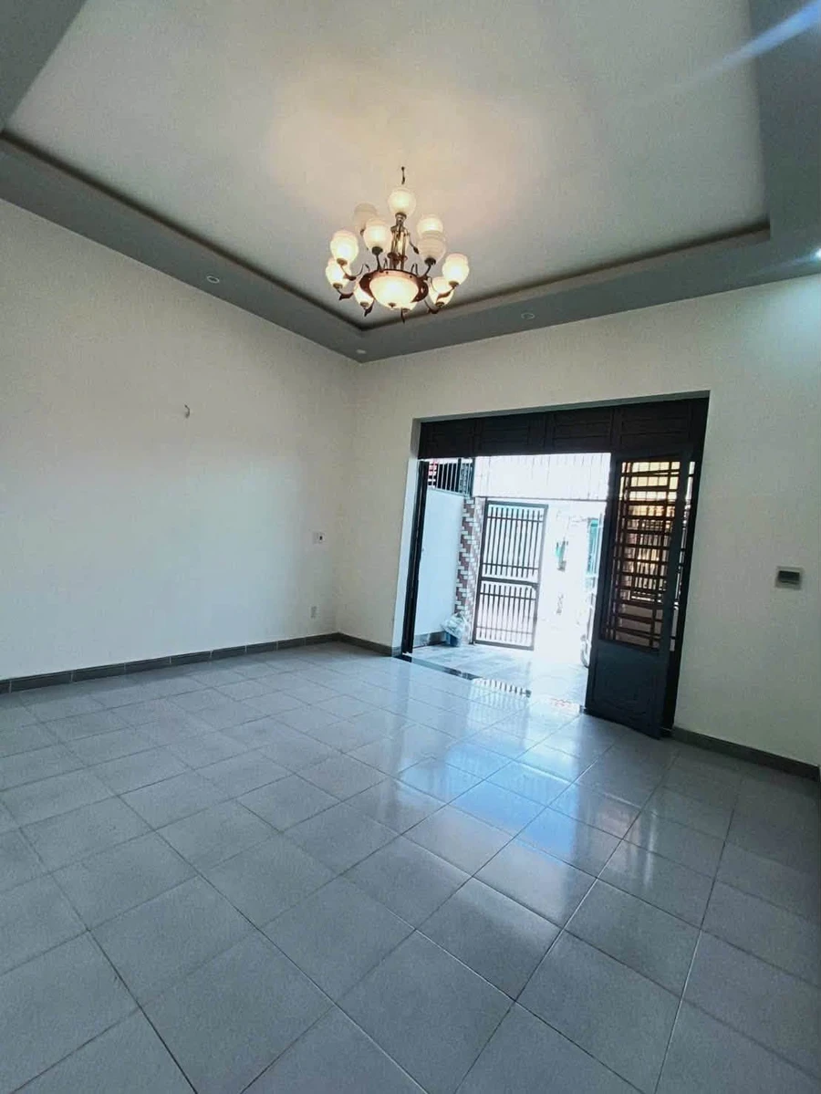 Bán nhà cấp bốn 2 phòng ngủ 100m² gần chợ Quang Thắng 1,27 tỷ - Ảnh thu nhỏ 3