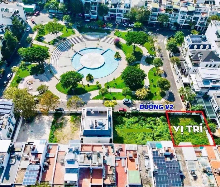 Bán biệt thự V2 VCN Phước Hải Nha Trang 330m² 19,14 tỷ