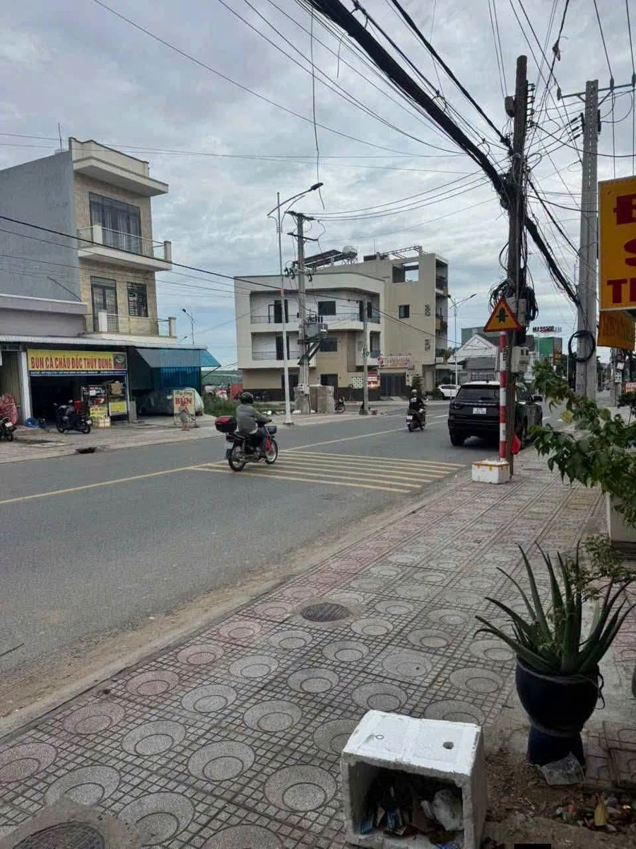Bán nhà mặt tiền 152m Thủ Khoa Huân Thuận An Bình Dương - Ảnh thu nhỏ 3