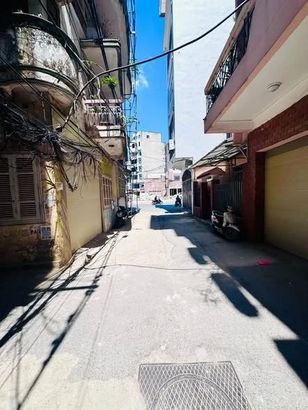 Bán nhà mặt tiền Nguyễn Phúc Lai 63m² 28 tỷ