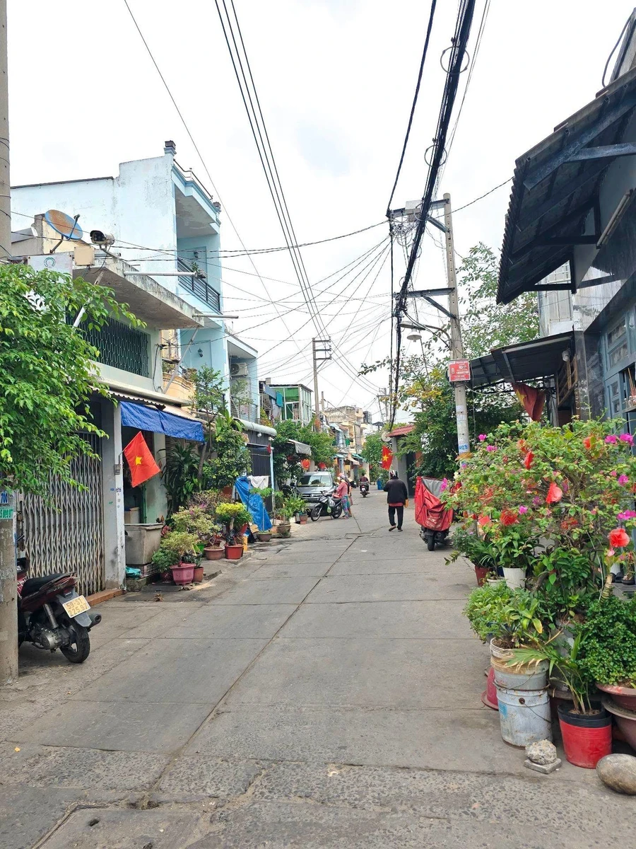 Bán nhà hẻm 8m, 64m2, 3 tầng Bình Tân - Ảnh thu nhỏ 4