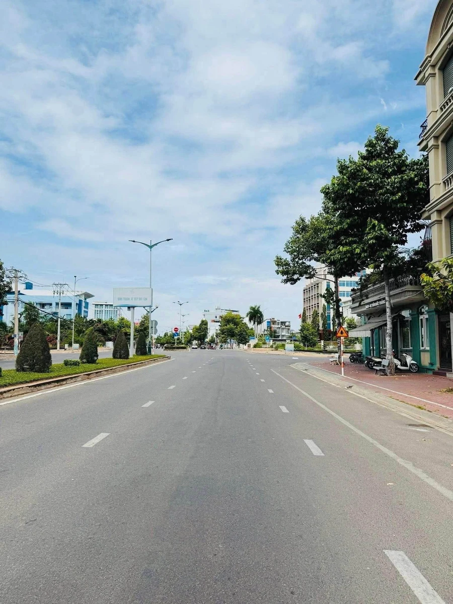 Bán nhà 2 mặt tiền Tôn Đức Thắng, Phan Thiết, 165.5m2 - Ảnh thu nhỏ 4