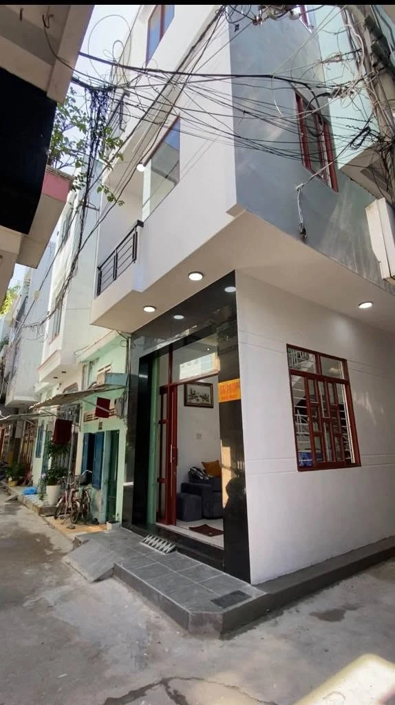 Bán nhà 3 tầng góc 110m² Quy Nhơn 3 tỷ 150 - Ảnh 1
