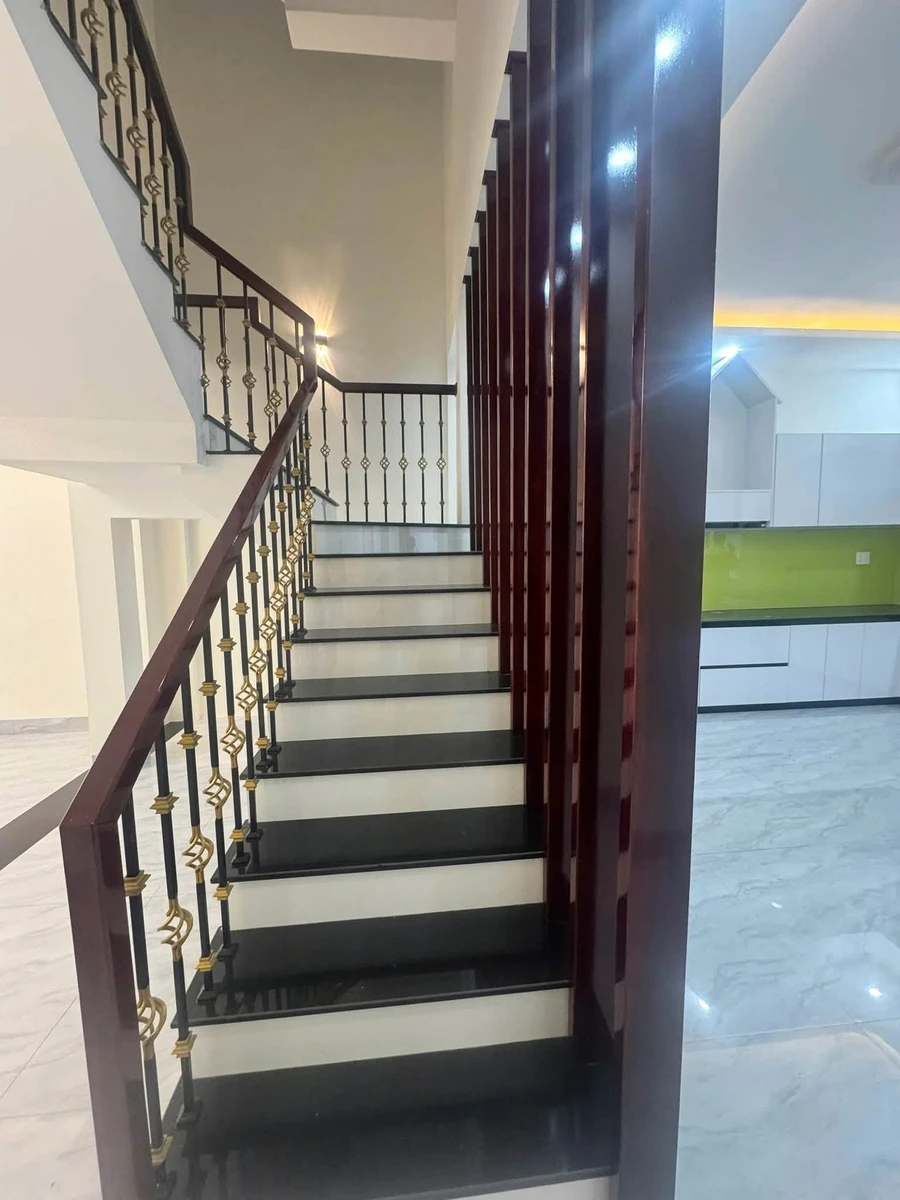 Nhà 3 tầng mái Thái 105m2 mặt tiền đường 4C, Phú Mỹ Thượng, Huế - Ảnh thu nhỏ 3