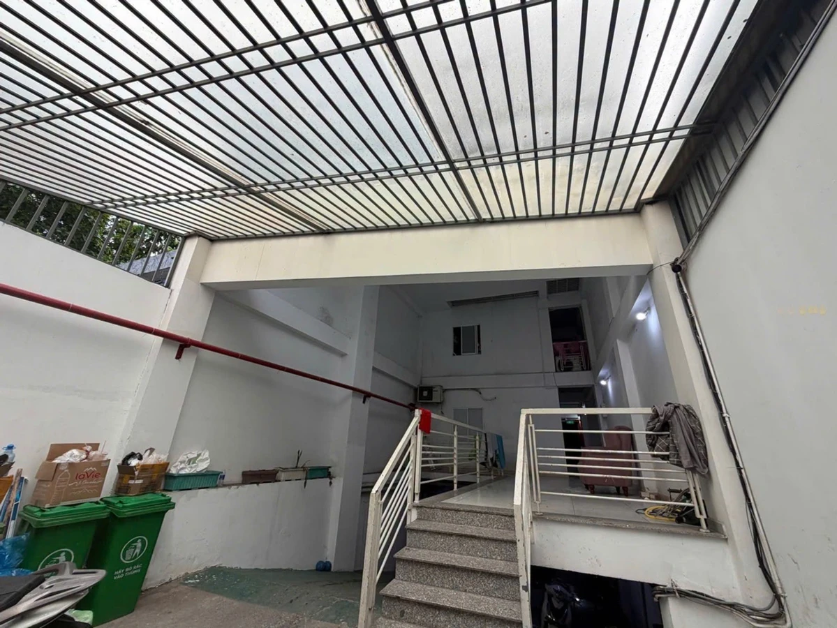 Bán tòa nhà mặt tiền Lê Đức Thọ, 215m², 34 phòng CHDV - Ảnh 1