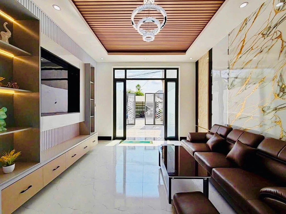 Bán nhà tân cổ điển 3PN, 88m2, mặt tiền Vàm Trư, 2.4 tỷ - Ảnh thu nhỏ 4