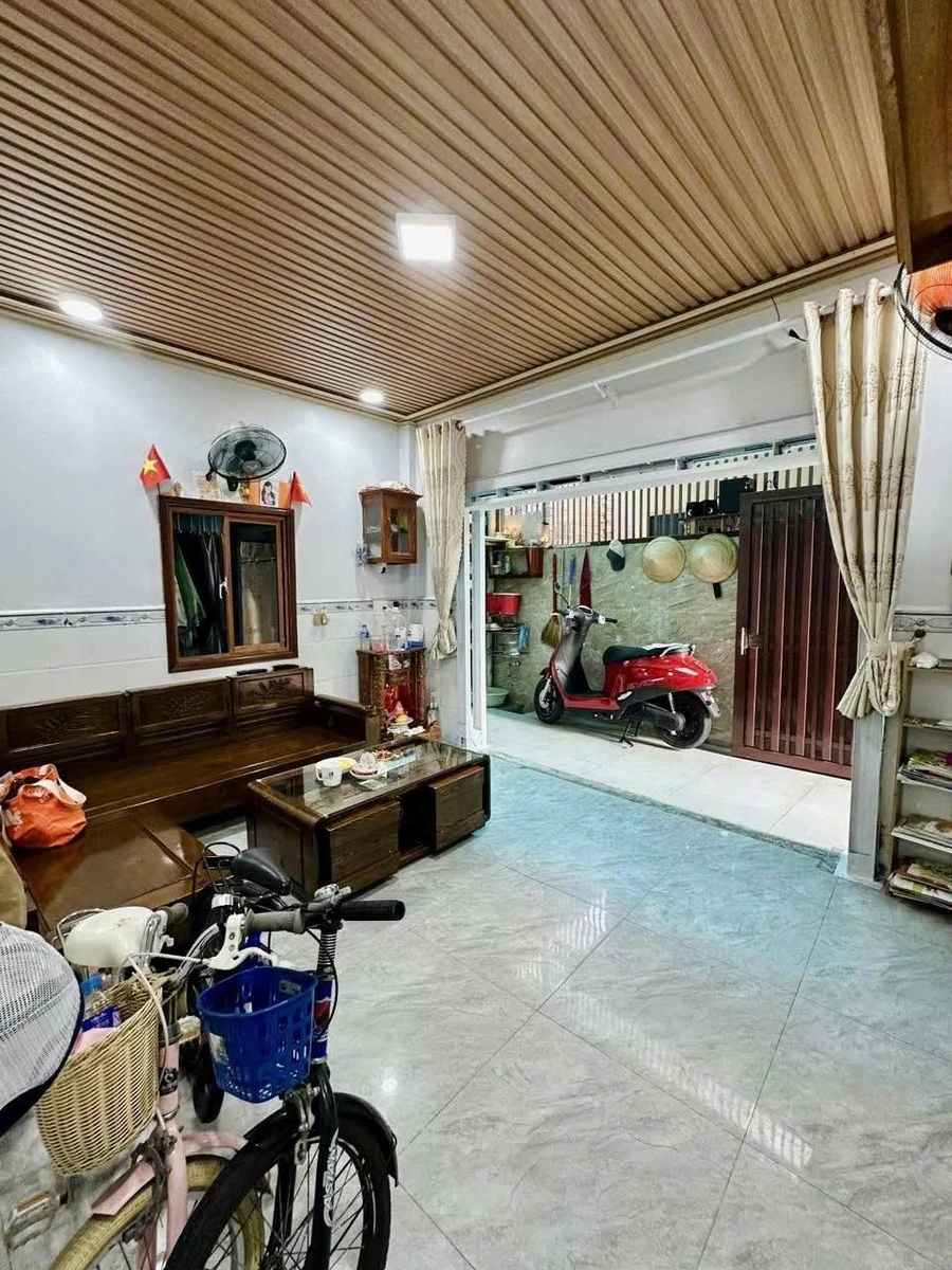 Bán nhà 2 tầng 28m² 2 PN Thủ Đức 2,45 tỷ - Ảnh thu nhỏ 3