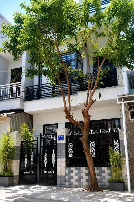 Bán nhà 1 trệt 2 lầu mặt tiền 75m² Bế Văn Đàn, Phan Thiết