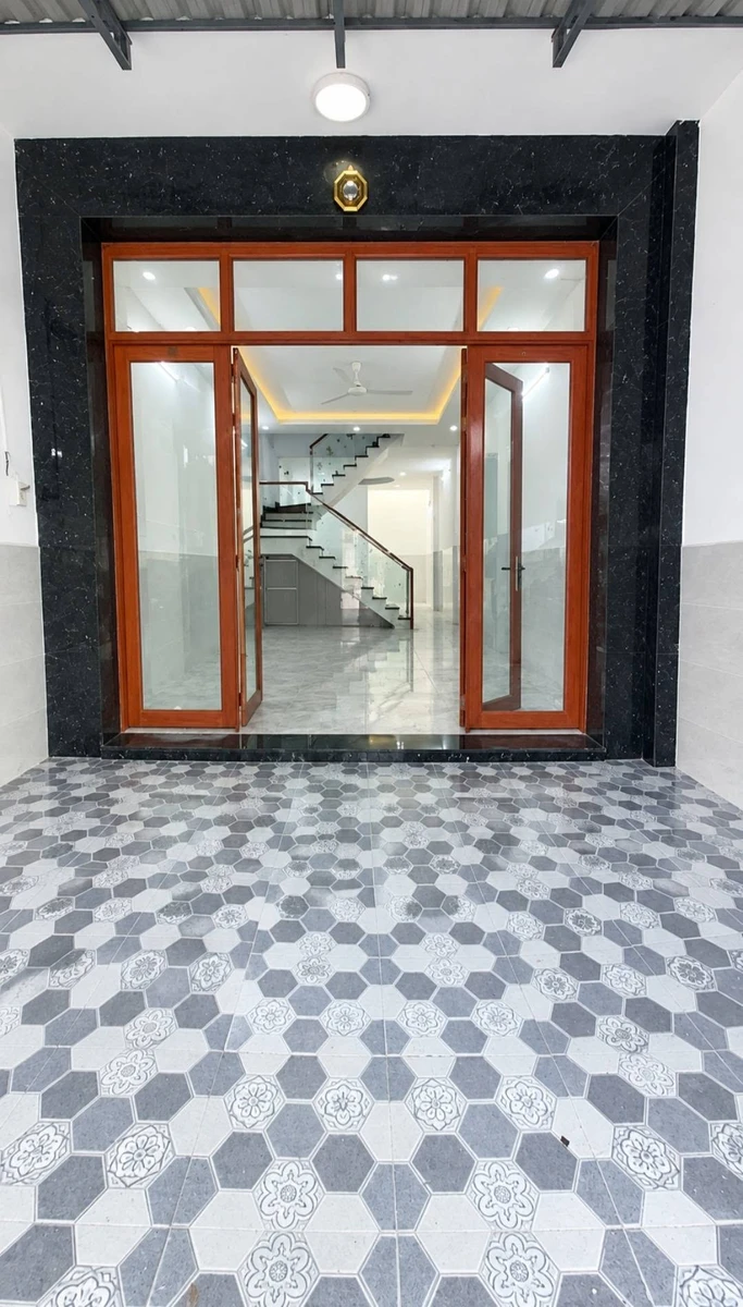 Bán nhà 73m2 đường xe hơi 6m Tên Lửa, giá 6 tỷ - Ảnh thu nhỏ 2