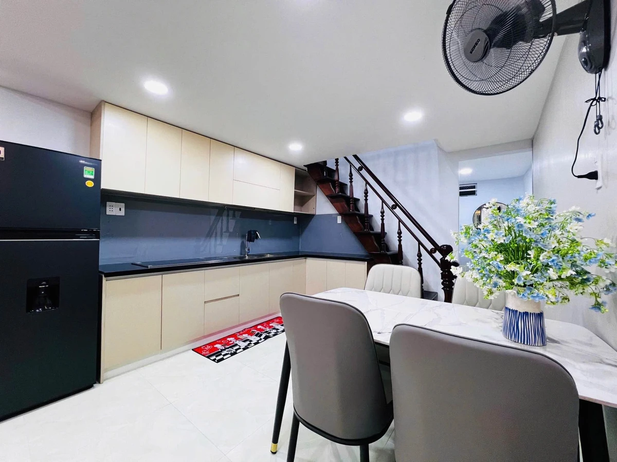 Bán nhà 2 tầng, 80m² hẻm thông, 2PN 2WC, Quang Trung, giá 2.09 tỷ - Ảnh thu nhỏ 3