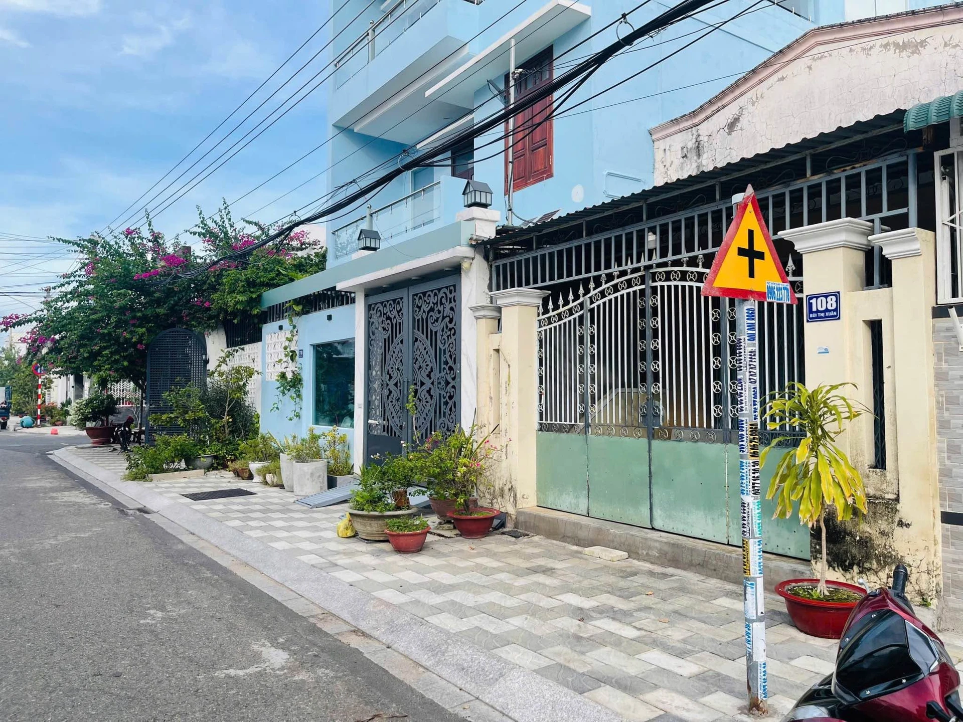 Bán nhà cấp 4 3 phòng ngủ 100m2 Bùi Thị Xuân - Ảnh 1