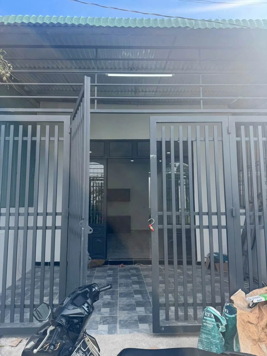 Bán nhà 2 phòng ngủ 85m² Trảng Dài, giá 699 triệu - Ảnh 1