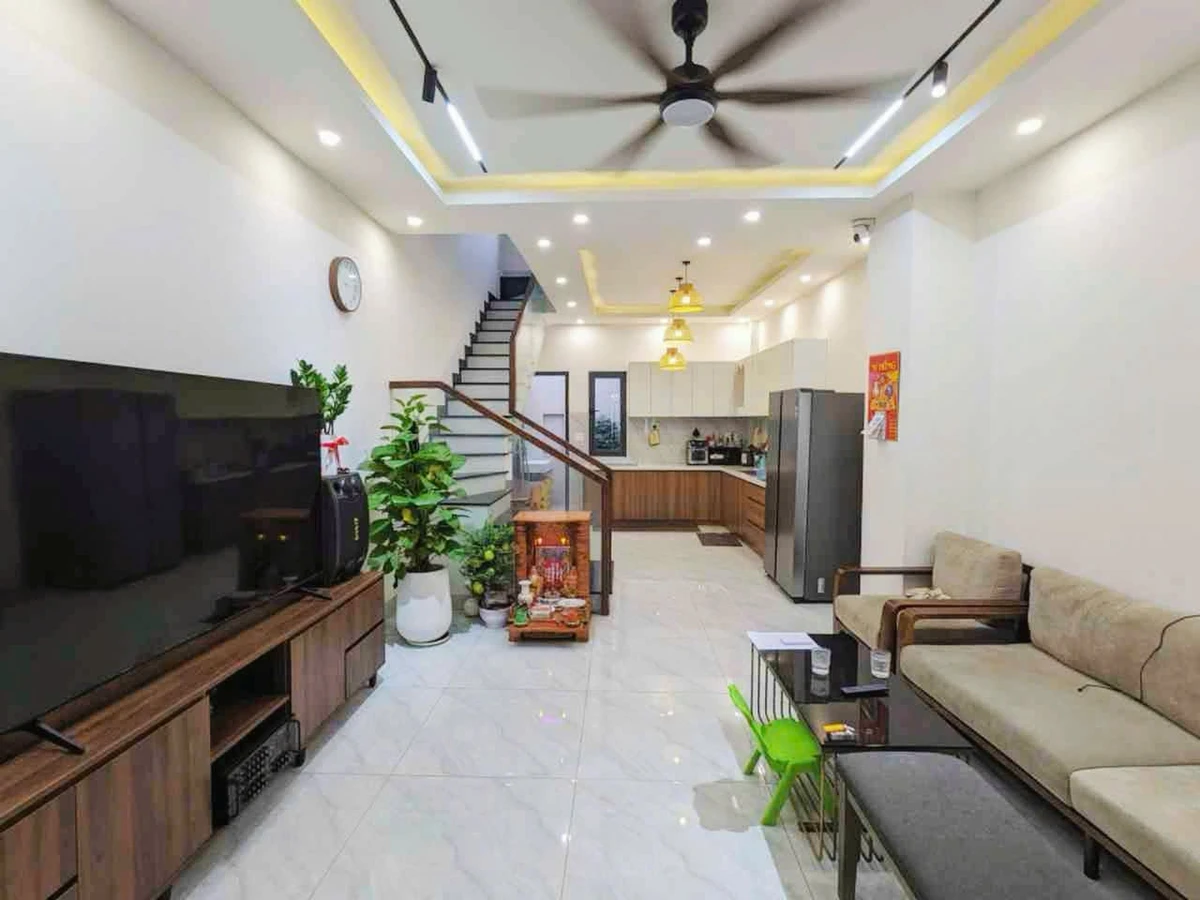 Bán nhà phố 3 tầng 72m2 hẻm 5m, 3PN 4WC, Tam Bình, Thủ Đức, nhỉnh 6 tỷ - Ảnh thu nhỏ 2