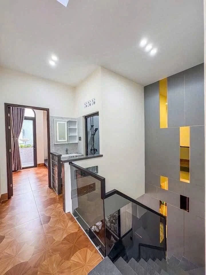 Bán nhà trệt lầu 2PN Nguyễn Văn Linh Tân An 112m² 2,8 tỷ - Ảnh thu nhỏ 4