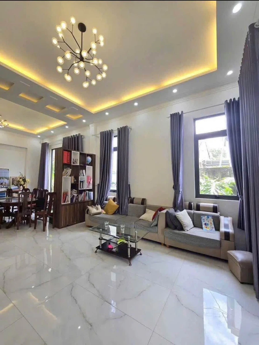 Biệt thự mái Thái 211m² 3PN Bùi Thị Xuân Bảo Lộc 5,3 tỷ - Ảnh thu nhỏ 2