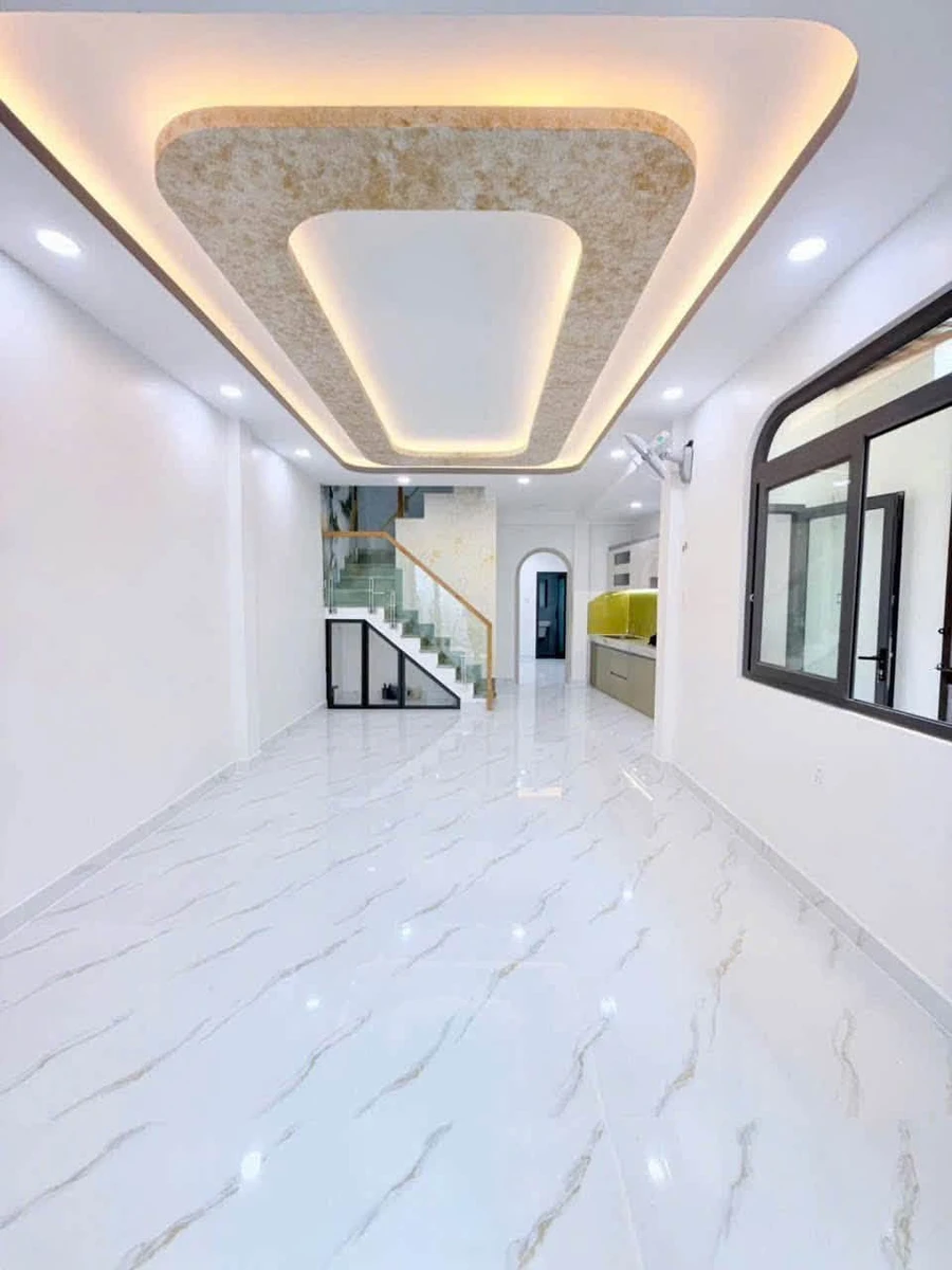 Bán nhà 1 trệt 1 lầu 70m² gần chợ Xóm Chiếu, Quận 4, giá 6,839 tỷ - Ảnh thu nhỏ 3