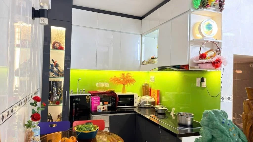 Bán nhà 3 tầng 50m² giữa Hải Châu gần sân bay 5,1 tỷ - Ảnh thu nhỏ 2