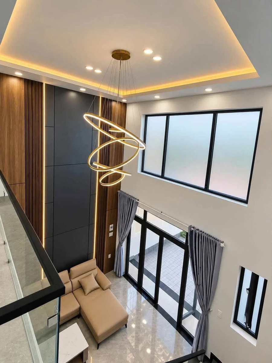 Bán nhà mê lửng xây mới 5x20m, 3 phòng ngủ, giá 2,39 tỷ tại Buôn Ma Thuột - Ảnh 1