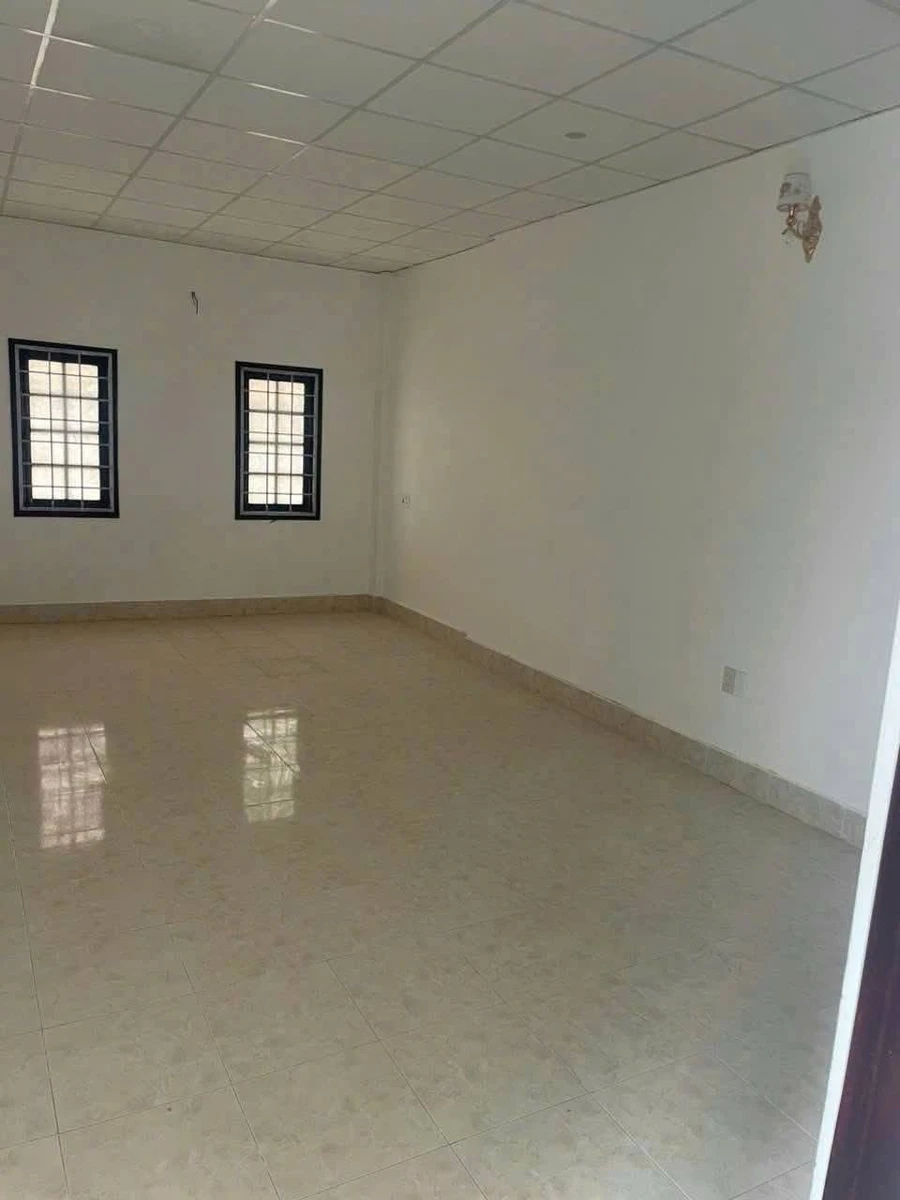 Cho thuê nhà mặt tiền Lạc Hồng, 4PN, 210m², 20 triệu/tháng - Ảnh thu nhỏ 4