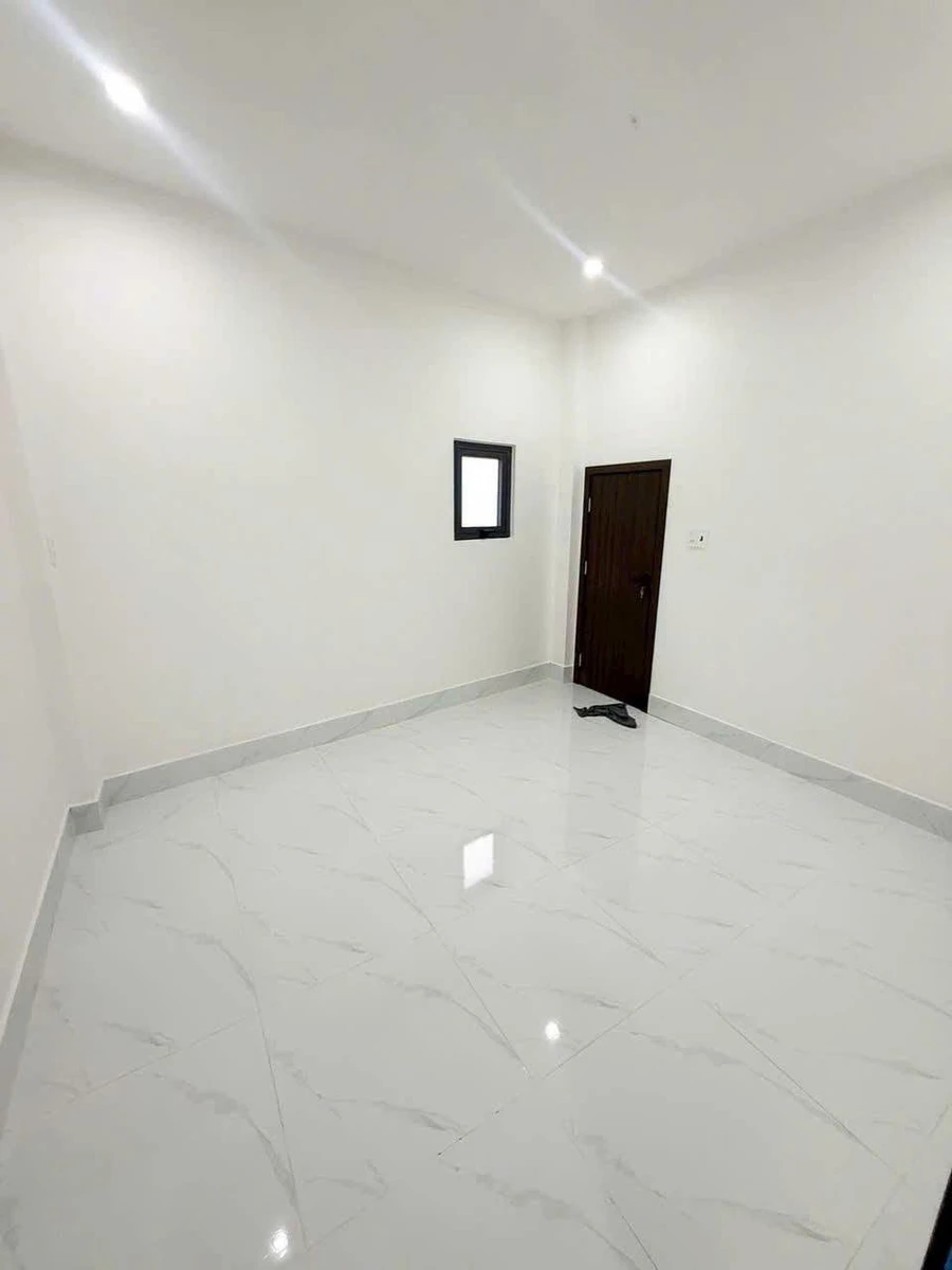 Bán nhà 1 trệt 1 lầu 76m2 giá 2,8 tỷ gần KDL Bửu Long, Phường Trấn Biên, Đồng Nai - Ảnh thu nhỏ 5