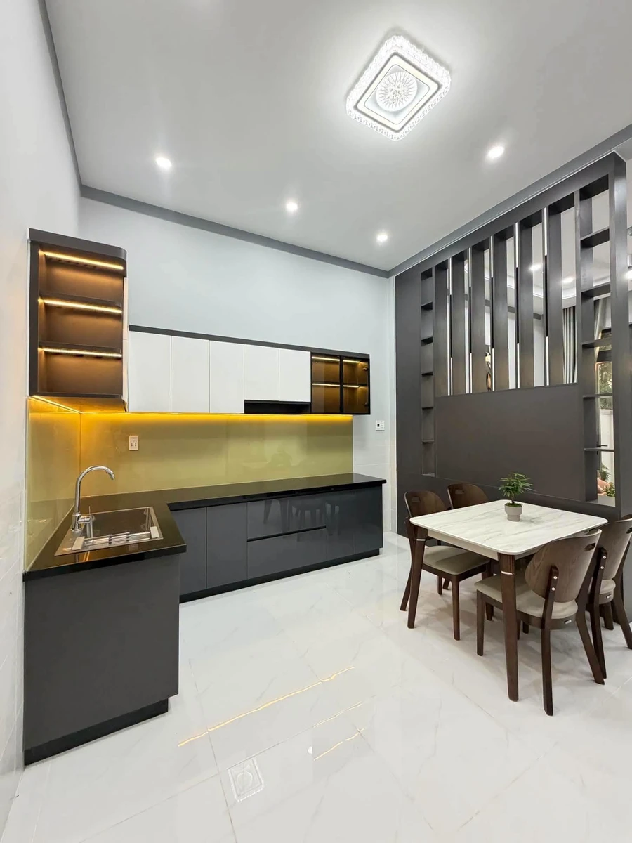 Bán nhà mới 7m x 16m, 68 m², 2PN 2WC, Tân Phú Đồng Xoài - Ảnh thu nhỏ 2