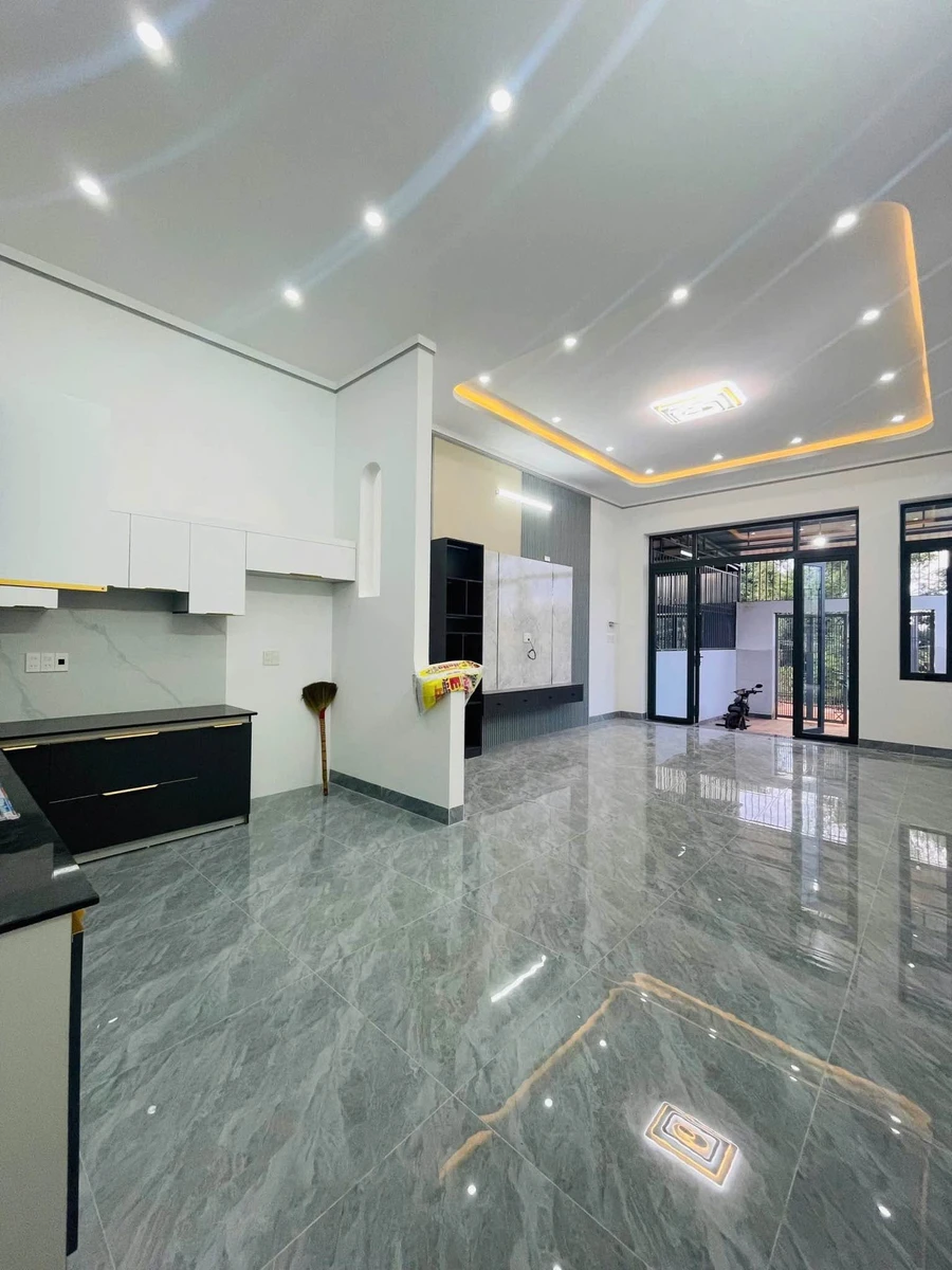 Bán nhà 70m2, 3PN 2WC hẻm 333 Lý Thái Tổ, Gia Lai giá 1,69 tỷ - Ảnh thu nhỏ 3
