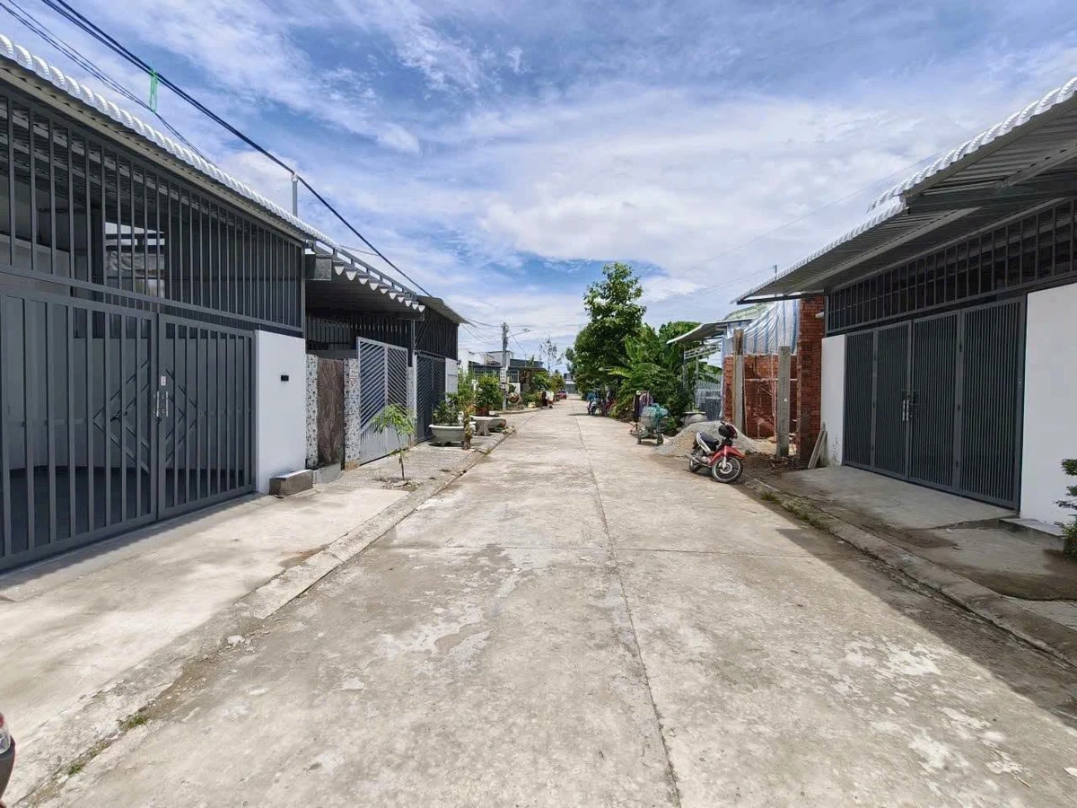 Nhà bán 1 tỷ 250 triệu, 97,5 m², 2 phòng, Kiên Giang - Ảnh 1