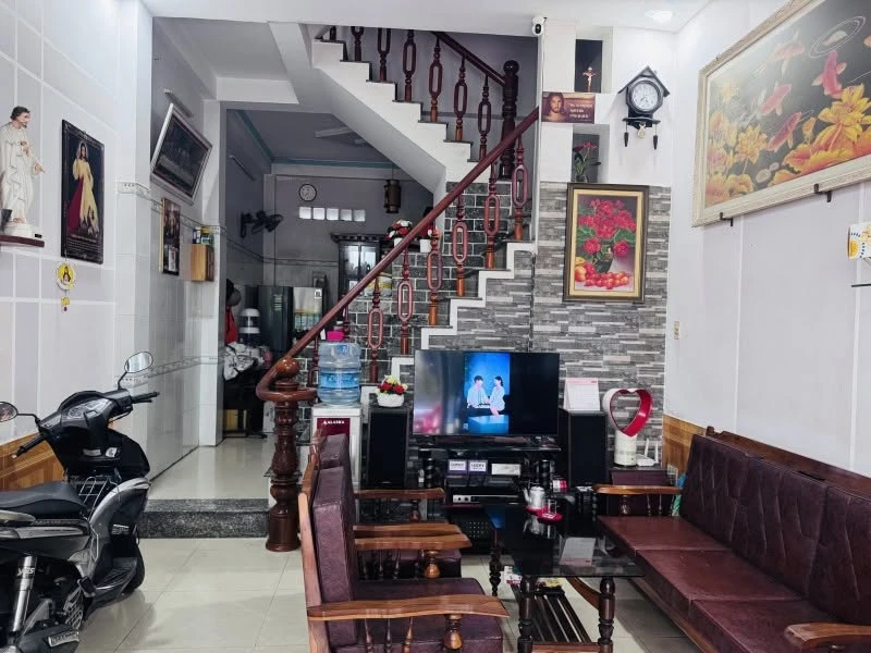 Bán nhà 3 tầng hẻm 8m đường Phạm Văn Chiêu, Gò Vấp, nhỉnh 6 tỷ - Ảnh 1