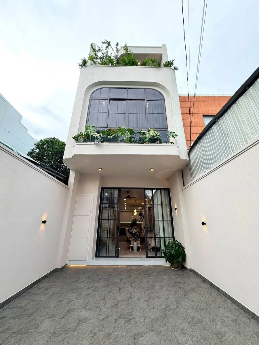 Nhà mặt tiền Trung Nguyên, 4PN, 84.6m2, 8.39 tỷ - Ảnh 1