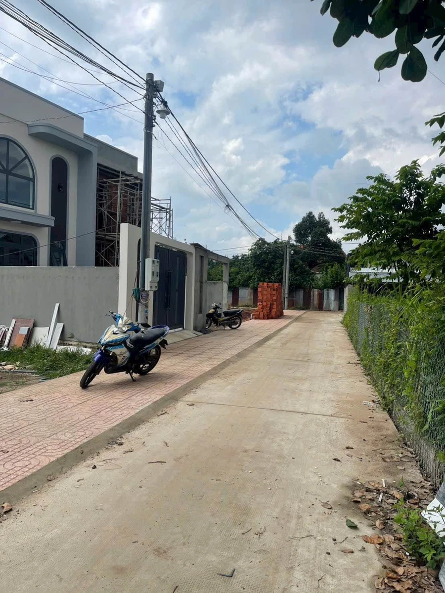 Bán 4 lô đất liền kề 170m² 1 tỷ 150 triệu Long Khánh - Ảnh 1