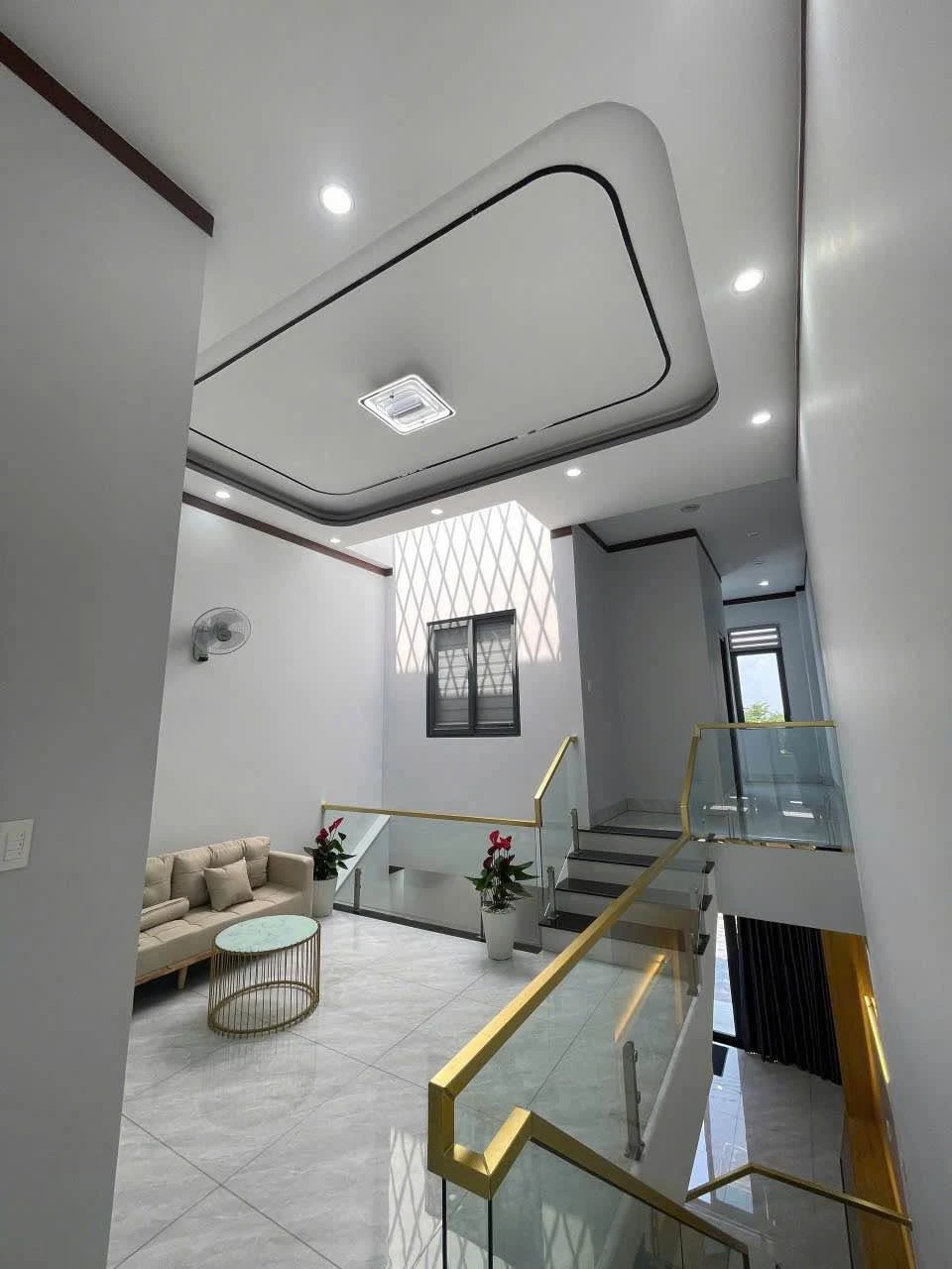 Bán nhà sân vườn 150m² 3 phòng ngủ Y Wang, Thủ Đức - Ảnh 1