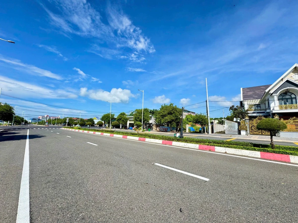 Bán đất mặt tiền Nguyễn Chí Thanh Long Hải 114m2 - Ảnh thu nhỏ 5