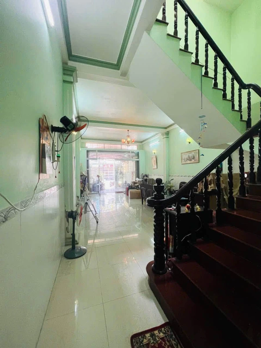 Bán nhà mặt tiền Phạm Hùng Rạch Giá 150m² 3 tỷ 400 triệu - Ảnh thu nhỏ 2