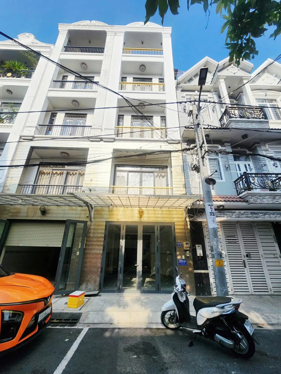 Bán nhà 4 tầng 8,3 tỷ, 56,7m², Nhà Bè - Ảnh 1