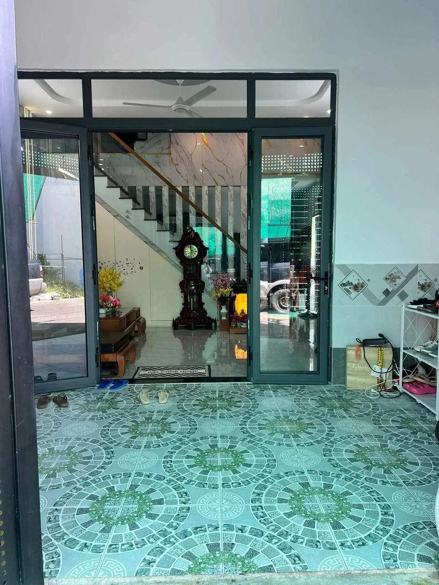 Bán nhà phố 5PN 2WC Quận 12, 79.75m², giá 2 tỷ 950 triệu - Ảnh thu nhỏ 3