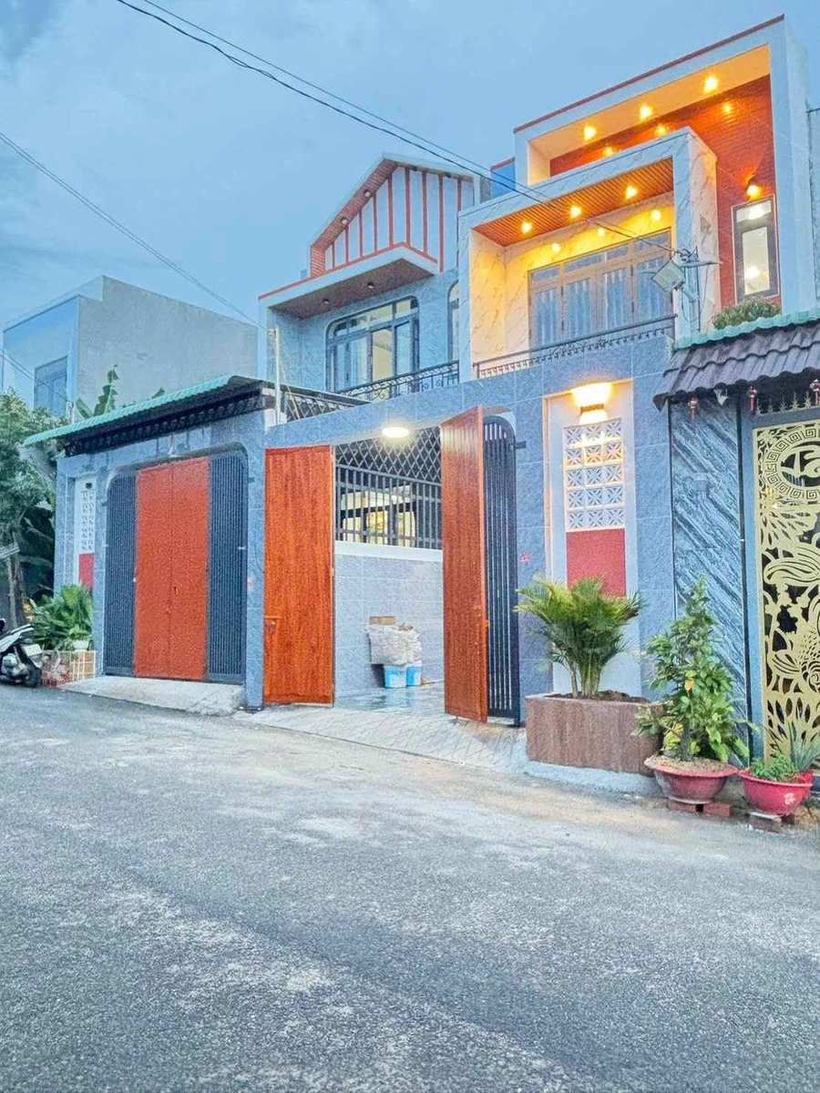 Bán nhà lầu 3PN Trảng Dài, Đồng Nai, 95m² - 3,39 tỷ - Ảnh 1