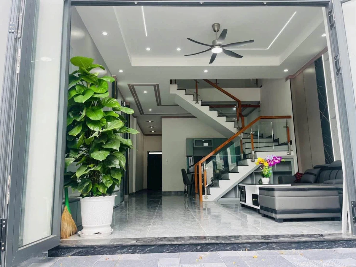 Nhà lầu trệt 100m² Tân Định giá 2 tỷ 480 - Ảnh thu nhỏ 3