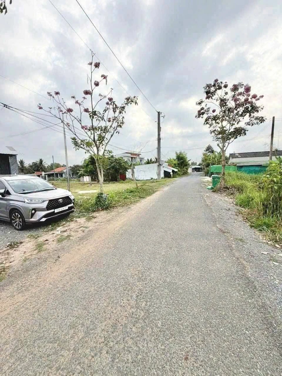 Bán đất thổ cư mặt tiền đường Lê Thị Trăm 5x28,6m giá 760 triệu, Tân An, Tây Ninh - Ảnh 1