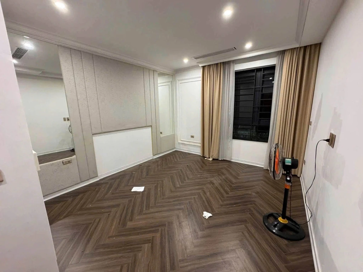 Cho thuê biệt thự 6PN, 150m² Tây Hồ Tây, 63tr/tháng - Ảnh thu nhỏ 5