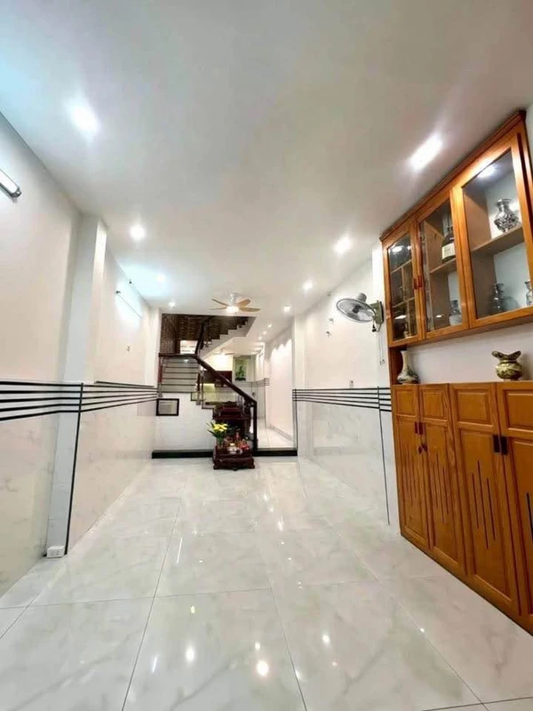 Nhà mặt tiền 52m2, 3 phòng ngủ bán Quy Nhơn