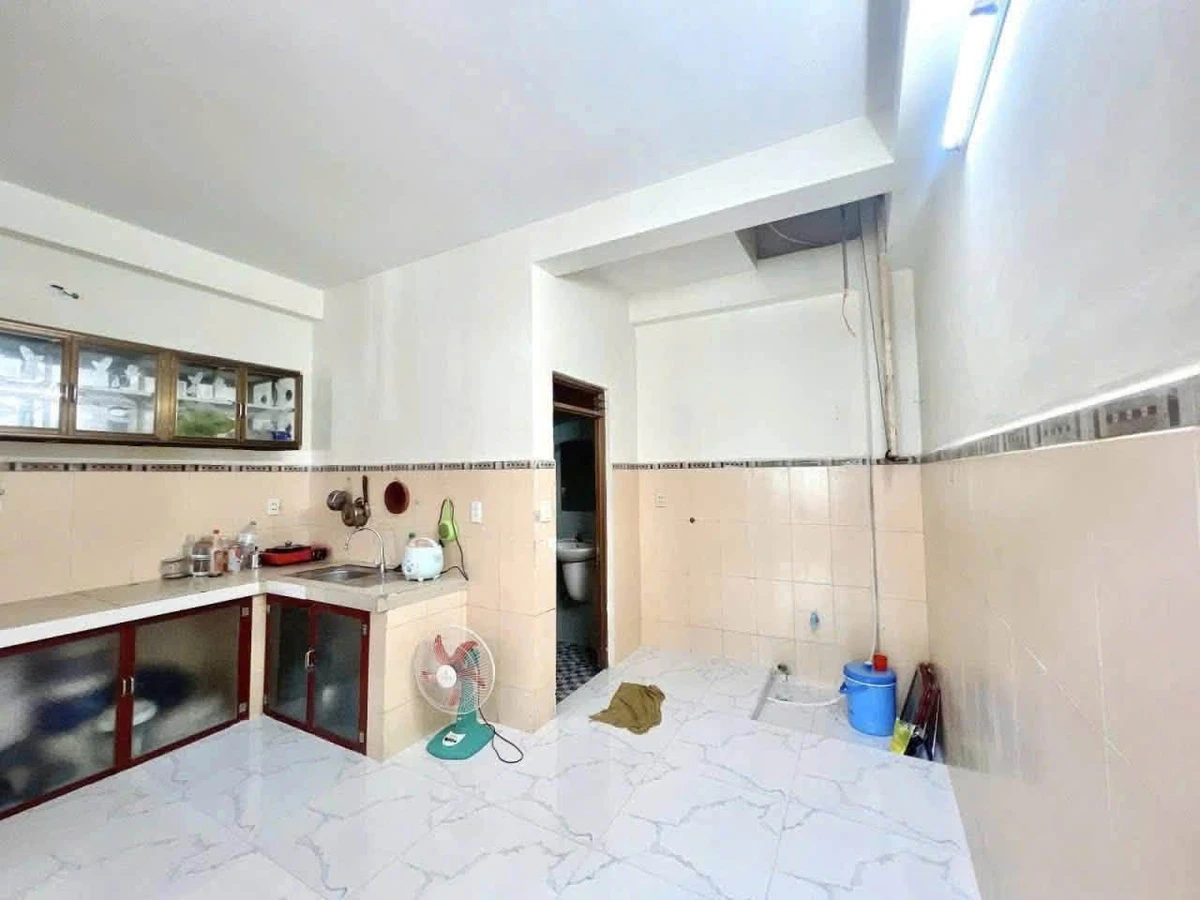 Bán nhà 3 tầng 52m² hơn 5 tỷ Bình Thạnh - Ảnh thu nhỏ 2