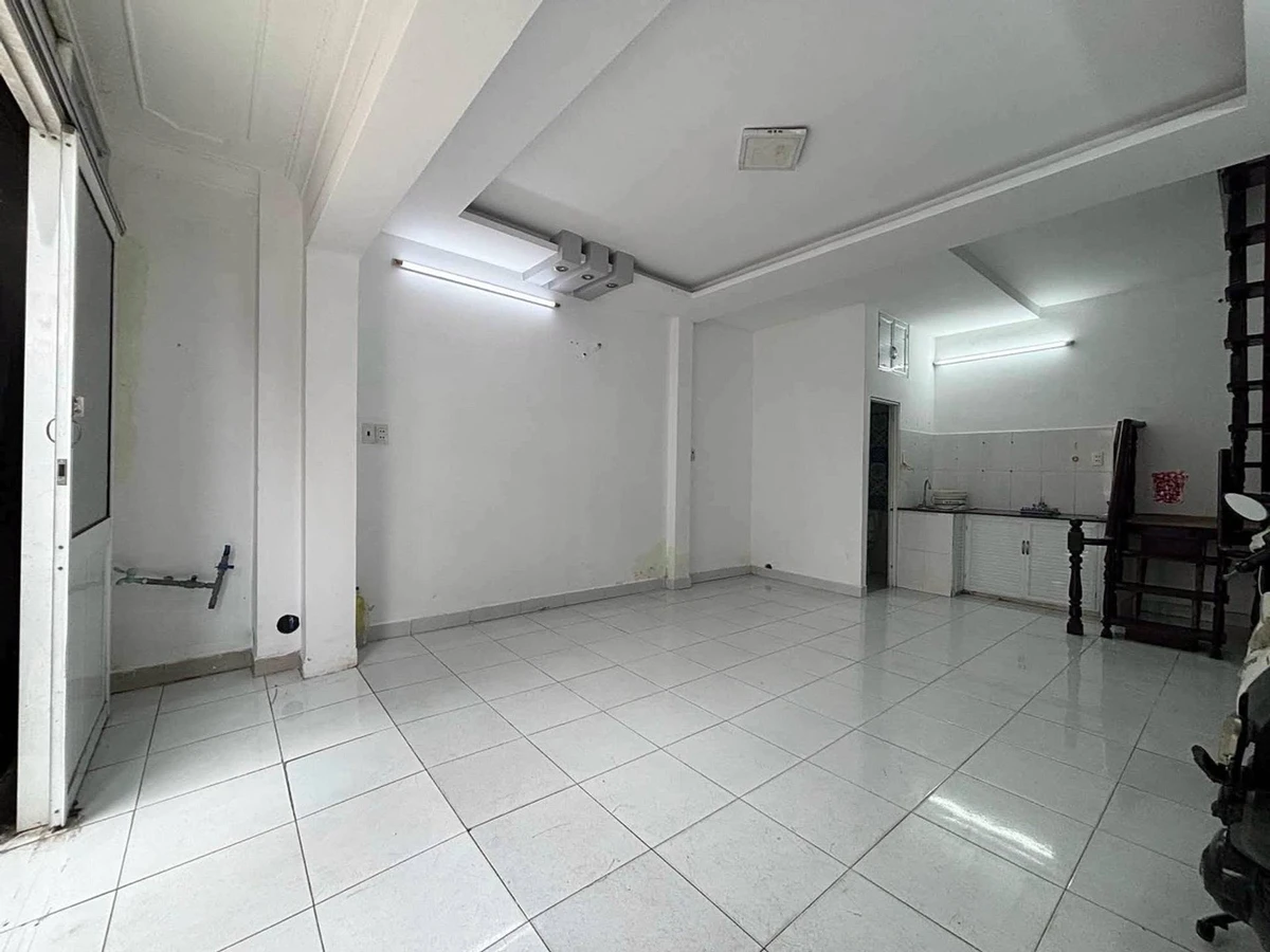 Bán nhà hẻm xe tải Bùi Đình Túy, 2 tầng, 31m², 2PN, giá hơn 6 tỷ, Bình Thạnh - Ảnh thu nhỏ 3