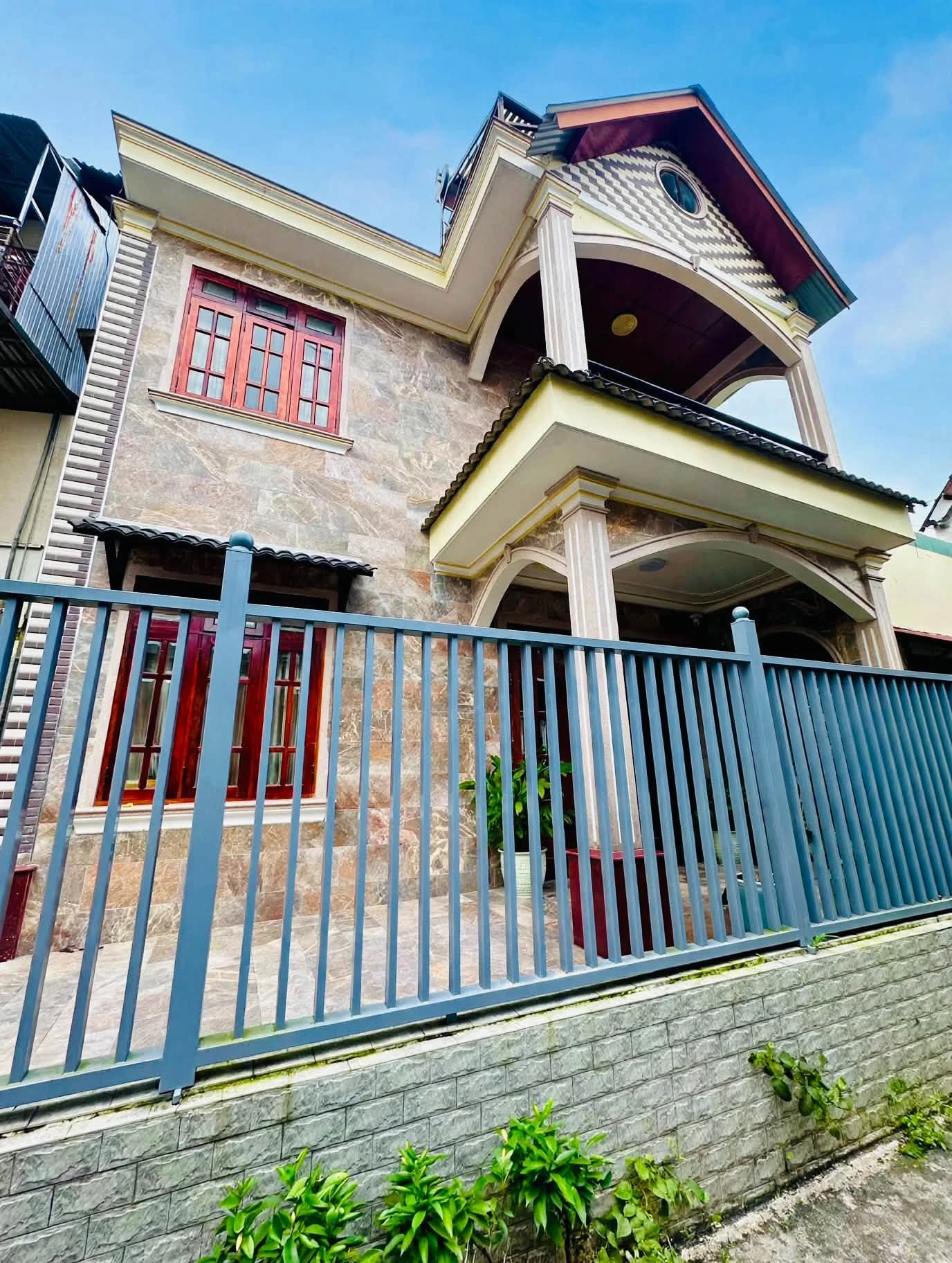 Bán nhà sổ riêng 130m2, 3 phòng ngủ đường Lê Hồng Phong, Phường 4, Đà Lạt giá 5,5 tỷ - Ảnh 1