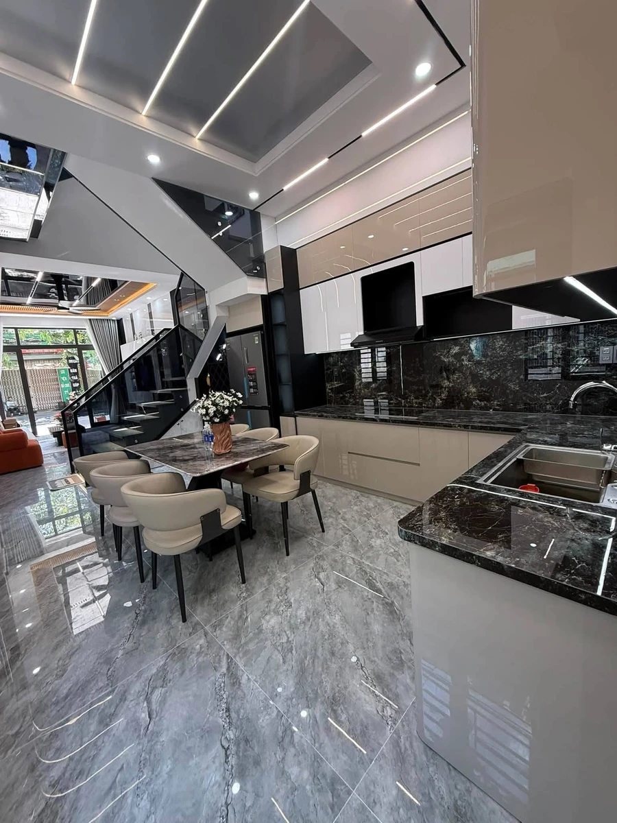 Bán nhà mặt tiền Nguyễn Phước Nguyên 3 tầng 158m² 7.65 tỷ - Ảnh thu nhỏ 3