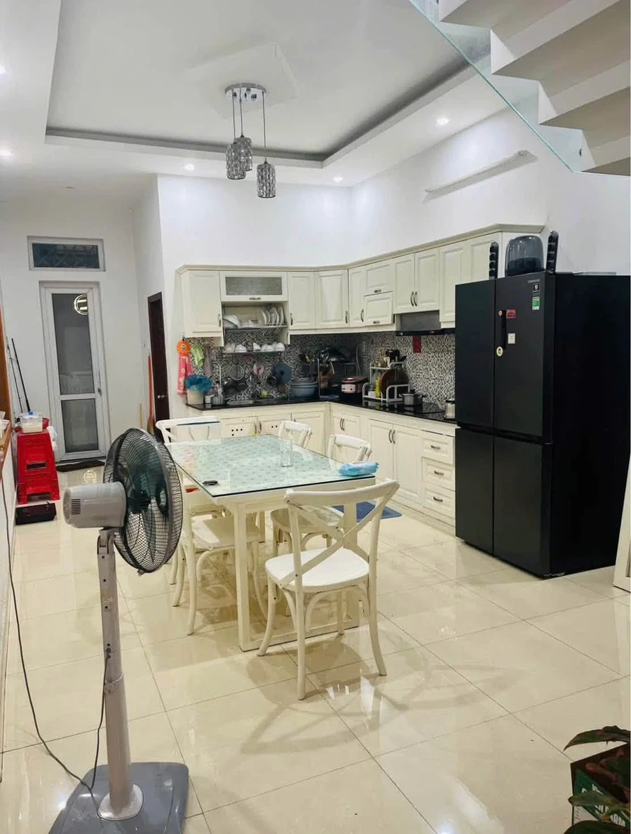 Bán nhà 1 trệt 3 lầu 300m² Võ Thị Sáu Biên Hoà 8 tỷ - Ảnh thu nhỏ 3